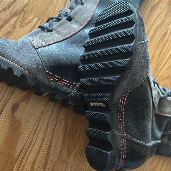 Sorel sz 7 Cate the Great Lace Up wedge snow rain Charcoal 9.5, great pre owned - Picture 4 of 8